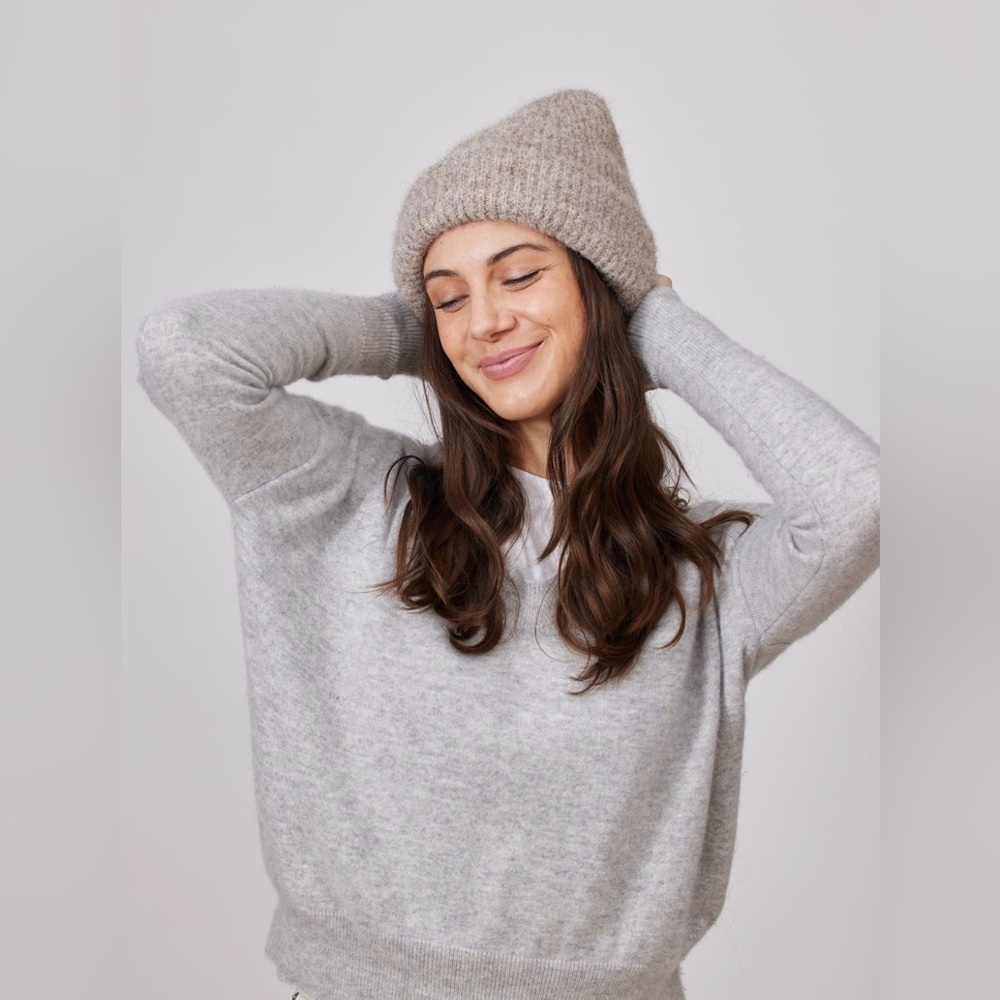 🎸HAT ATTACK🎸🔥NWOT🔥Eco Cuff Beanie in Taupe